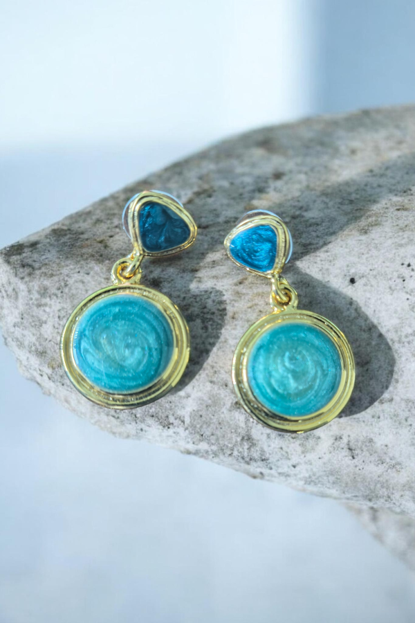 Gold tone vintage drop sparkling aquamarine earrings